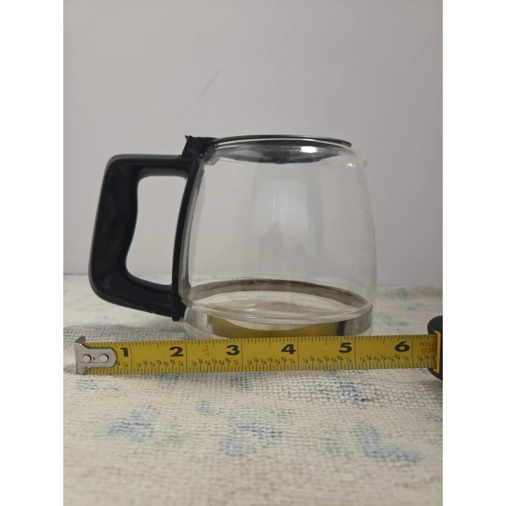 Coffee Maker 4 - 5 Cup Glass Carafe w/ drip hole in Lid